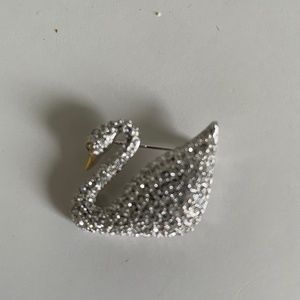 Swarovski Swan Pin